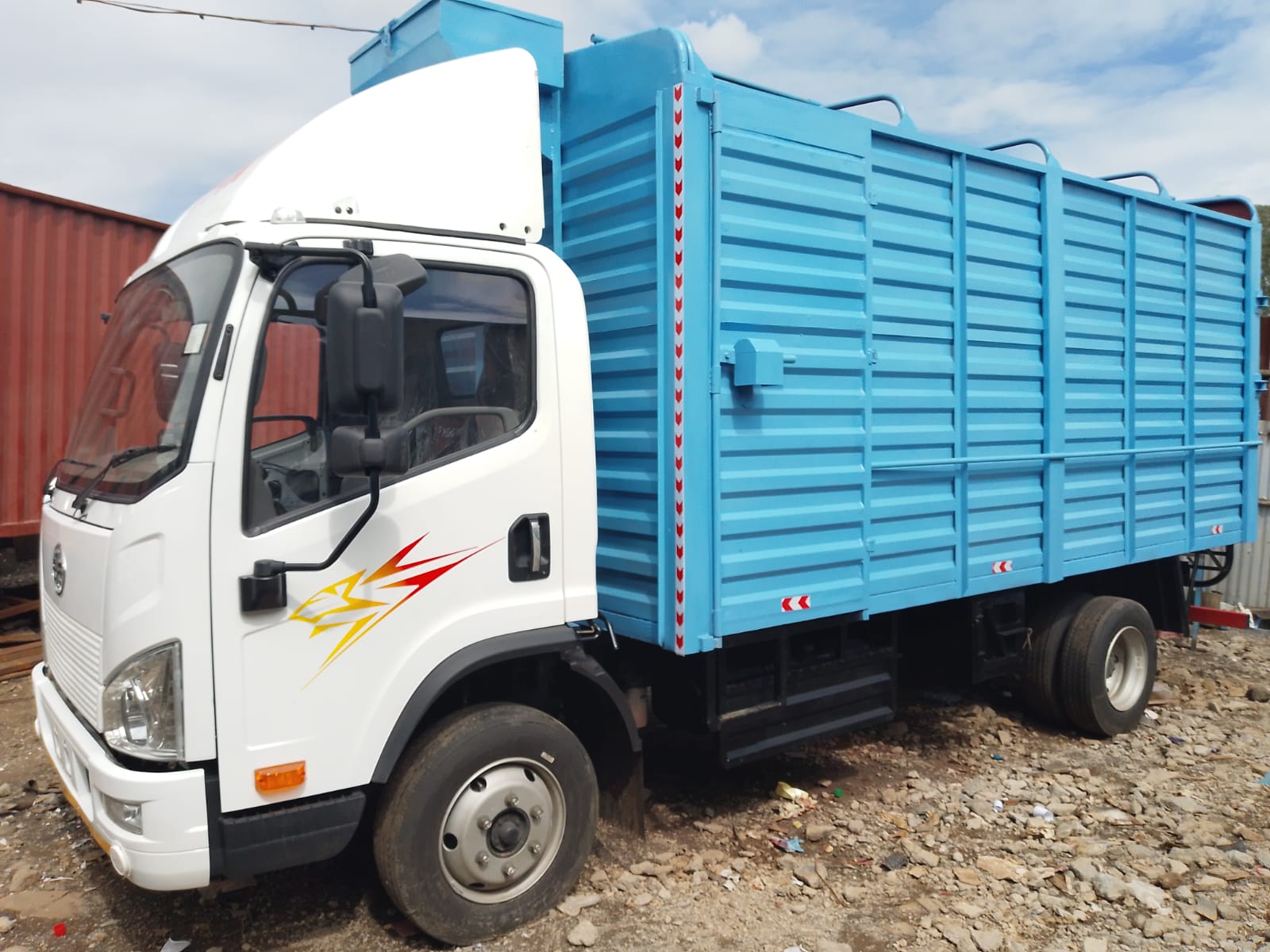 Lorry Carrier Construction